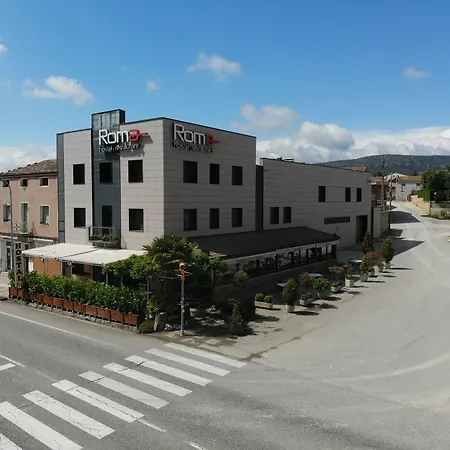招待所 Restaurant Roma 2*